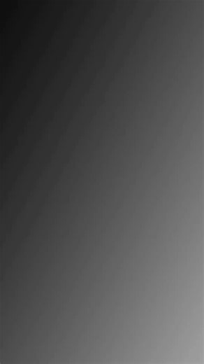 BATTLE ROYALE (2000) Running Time: 1h 54m Directed by: KINJI FUKASAKU Genre: DYSTOPIAN SURVIVAL / ACTION / THRILLER Starring: TATSUYA FUJIWARA · AKI MAEDA · TAKESHI KITANO Sinopsis: Di masa depan yang distopia, pemerintah Jepang yang otoriter menetapkan