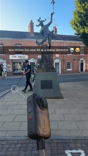 Bro thought it was a metal detector 🤣 Insta360 X6 Spatial Capture - 360 Video to Gaussian Splat