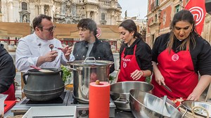 MasterChef 8 - Saray llama "Samanthis religiosa" a la jueza