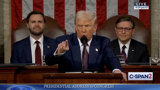 Trump Criticizes Democrats For Not Cheering And Applauding Him During Speech