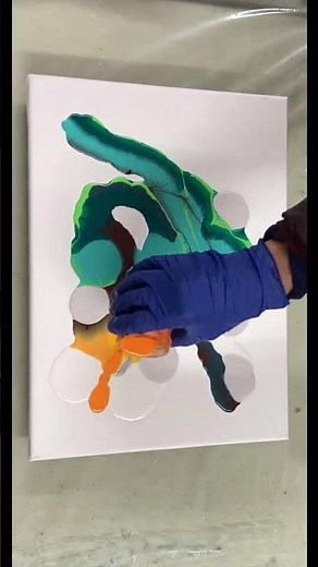 Acrylic Pouring Magic: Translucent Spheres | Fluid Art DIY Gift