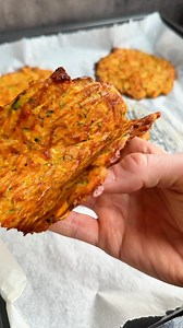 Keto zucchini taco shells! 🔥 Free & printable recipe is below! 🔥👇👇👇👇 | Family On Keto