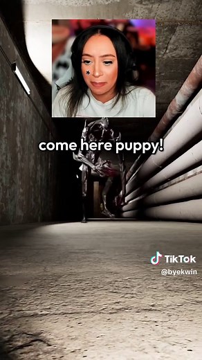 this is your sign to play Backrooms: Escape Together with your friends 😄 #backroomsescapetogether #indiegame #jumpscare #twitchstreamer #hellokwin