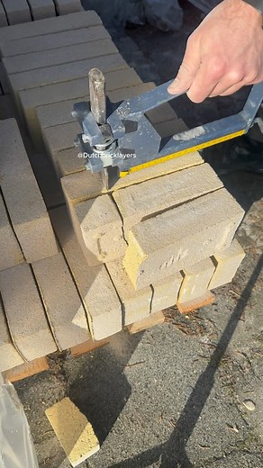 18K views · 68 reactions | Cutting bricks with the special brick chisel #construction #masonry #brickwall #tools #maurer #brick | Dutchbricklayers | Facebook