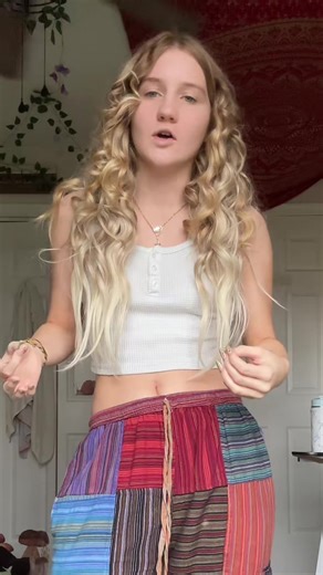 I’ve made a lot of product videos, but I’ve never been more upset with a sample in my life ##hairextensions##tiktokshop##fail