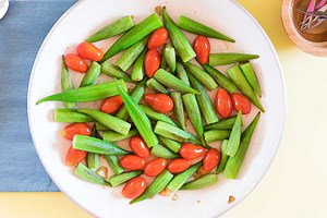 A Super Simple, Perfectly Yummy Way to Cook Okra
