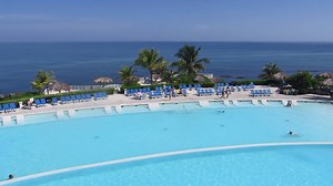 42K views · 433 shares | Who would like to be here this Friday morning? ✋✋ | Grand Palladium Jamaica Resort & Spa | Facebook