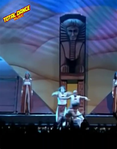 91K reactions · 21K shares | DJ Bobo__Love Is All Around - 1995 Clássico anos 90♥️ | Total Dance Music | Facebook