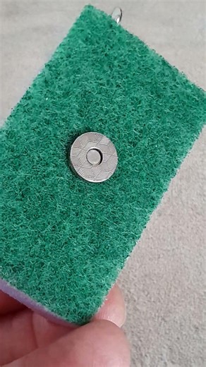 DIY Magnetic Pincushion