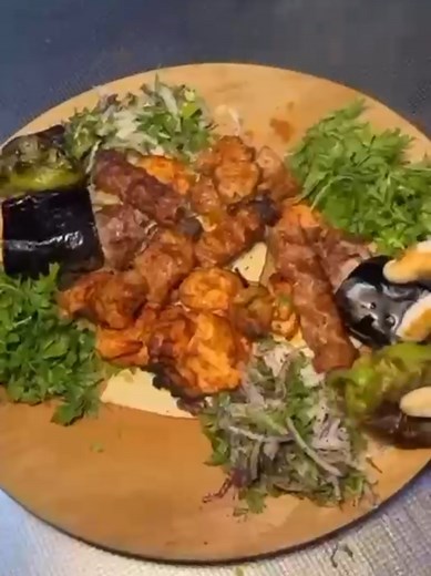 A Taste of Tradition 🇹🇷🍲 Indulge in our classic Arab-Turkish dishes, from flavorful shawarma to rich baklava. Each bite is crafted with authentic spices and love! 📍Arab Street Turkish & Western Restaurant Blk 661 Yishun Ave 4, #01-431, Singapore 760661 #ArabFood #TurkishCuisine #KebabTime #AuthenticTurkish #ArabianCuisine #FusionFood #WesternClassics #FoodieAdventures #GlobalFlavors #WesternDelights #MiddleEasternFlavors #TurkishDelights #WesternFoodLovers #GrilledKebabs #Singaporefood #Sing