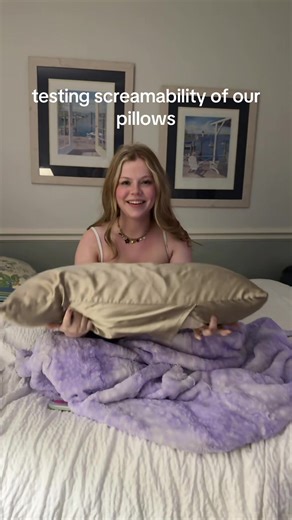 i’m crine @gracyn #screaming | screamability of pillows