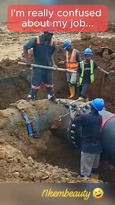 5K reactions · 50 shares | In a world full of OSHA violations. #construction #adamrose #funny #fyp #constructionlife #constructionsite #funnyvideo #goviral #global #Globo #Smart #TeamUSA | Nkemjika Beatrice Okonkwo | Facebook