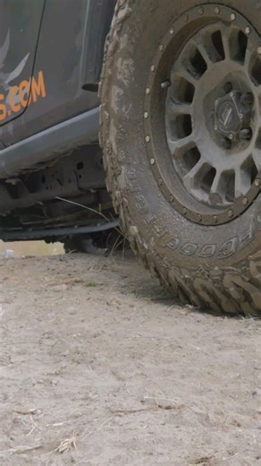 With over 20" of ground clearance, independent suspension, and an articulating hitch - you can truly take these trailers anywhere your tow vehicle can go. . . . . . #overland #overlanding #overlander #overlandusa #camp #camping #camper #happycamper #outdoors #adventure #explore #4x4 #4wd #offroad #4runner #jeep #colorado #chevy #toyota #rubicon #trailer #campingtrailer #teardroptrailer #jeeptrailer #4wdtrailer #overlandtrailer #adventuretrailer #offgridtrailers #squaredroptrailer #offroadtrailer