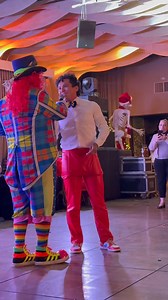 Un show de adúlteros con Cupy el payaso y mi cuñao Edwin Luna que siempre quiere andar cantando 😂 #posada #Trakalosa | Gabriel Meza Alvarez