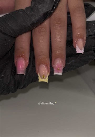Stunning Summer Nail Inspiration with Pink Poly Gel