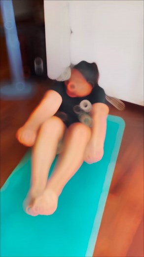 Chúng tôi thực tế, chúng tôi ko lý thuyết cũng ko có thời gian để mộng mơ. Vì con chị ý đang chờ mẹ ở nhà. Cố lên Quỳnh! | Bọ Ngựa Food