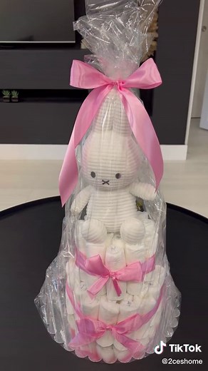 DIY Luiertaart: Creatieve Ideeën voor Baby Cadeaus