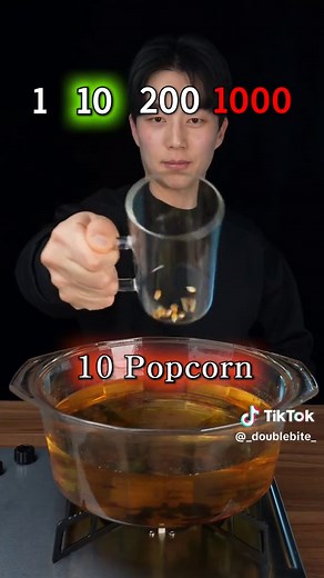 Popcorn vs Oil: تجربة الفشار المقلي والزيت