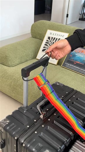 These luggage connector straps are 🙌💓🫶🏻🥰😍! This was a game changer for me and looking ahead to summer travel this a MUST 🤩!!! Anything to make traveling a little easier right?!! #travelhacks #travelessentials #traveltips #packwithmeforatrip | Instructime