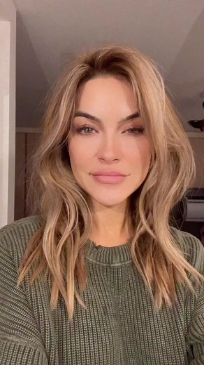Chrishell | Not an ad😜 but here’s how I’ve been jumping from my hair color to brunette to film @lifetimetv You guys have been asking, so here is the... | Instagram