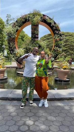 New York Botanical Garden Flower Power Exhibit ☮️ #NYBG #FlowerPower