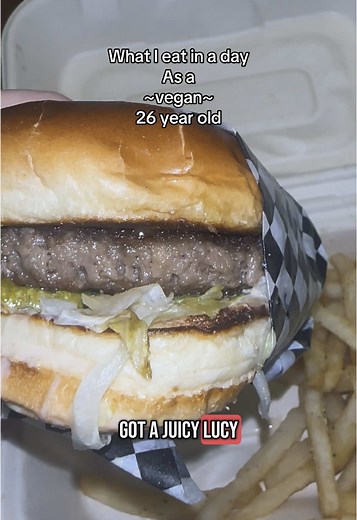 BEST DAY OF EATS YET. @Francis #fyp #foryou #foryoupage #vegan #wieiad #wie #wieiadrealistic #wieiadedrecovery #wieiadweightloss #wieiadhealthy #wieiadfatedition #wieiadvegan #wieiadvegan #whatieat #whatieatinaday #whatieatianday #whatieatinadayrealistic #whatieatinday #whatieatinadayasafatperson #whatieatinadayhealthy #whatieatinadayvegan #mukbang #mukbangeatingshow #breakfast #lunch #dinner #dinnerideas #recipe #veganrecipes #veganrestaurant #francisburgerjoint #minneapolisresturant #plussize