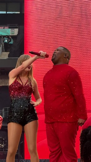 Kam's Hilarious Reaction to Taylor Swift's 'We Are Never Ever Getting Back Together' Performance