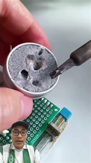 how to clean soldering iron tips #viral #tips #tutorial #howto #repair #automobile #howtoservicep...