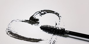 The 5 Best Mascaras, According To Makeup Artists