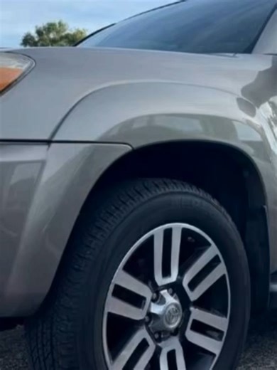 2009 Toyota 4Runner. With gold exterior and beige interior, with 203,913 miles. Reliable, rugged SUV that runs and drives strong with plenty of life left. Spacious interior, durable build, and excellent for daily driving or off-road adventures. $8,900 Message for any questions and more details. FINANCING AVAILABLE. #tampabay #floridacheck #ventas #carros