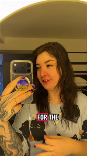 Sarah Button (@tallfatcat)’s videos with original sound - Sarah Button