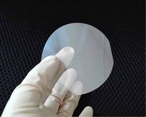 [Hot Item] Supply Lithium Niobate Substrate Z-Cut Orientation 001 with Double Sides Polished