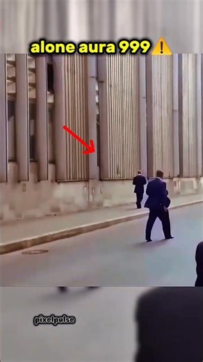 Putin alone aura with umbrellas bodyguard 🤫 Trump got scared 😏 #shorts #putin #trump