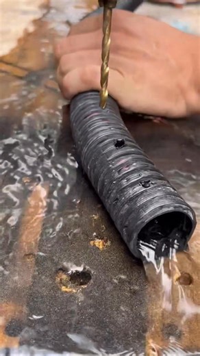 The smart way to secure a hose with zero leaks Simple, clean, and reusable #USA #HoseHack #PlumbingFix | Tool Titans
