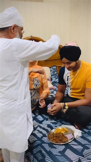 Prabhjot Singh Masson on Instagram: "Getting a life here, starts with the first step of trial 💯 India ton koi kush sikh ke ni aunda saare explore krde aa galtiyan krde aa te ohna galtiyan ton sikhde aa, Te hauli hauli halaat better hon lg jnde aa 🤝🏻📈 Sometimes I see people jede apni sehat nu laike pehla step hi ni chakde because they are afraid to start, reasons hunde ne v saanu kush aunda ni jdon tak poora zor laake kise cheej vich enter ni karna, How can you expect to win brother! 🙌🏻 #re