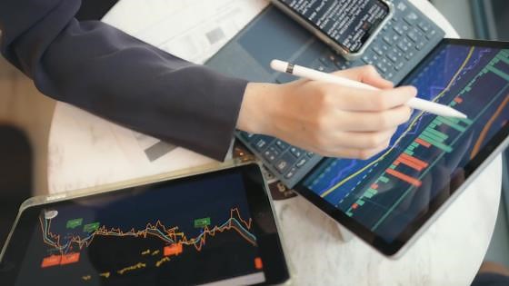 The Dangerous Parallel Between AI Trading Tools and Dot-Com Era Speculation