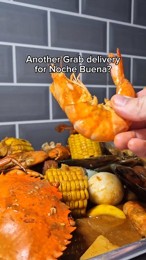 Another Grab delivery for Noche Buena? 🍴 Not this time. This Christmas, cook something everyone will remember. One drop. One bomb. Real flavor, zero stress. ✨ Be the chef — Mad Bombs mo na ‘yan. | Mad Bombs