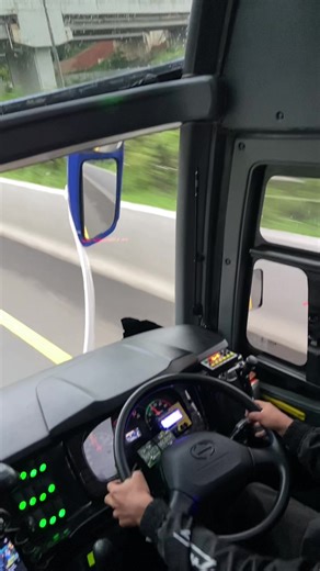 Miniatur Bus Modif: Cerita Seru di Vidiobus