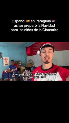 Español 🇪🇸 en Paraguay 🇵🇾 La Navidad empieza mucho antes de los regalos. Lo que ves aquí no es postureo, es tiempo, esfuerzo y corazón. 🎄 Sígueme para ver el momento completo ❤️ Comparte si aún crees en la humanidad