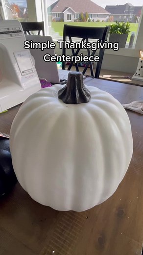 Simple DIY Thanksgiving Centerpiece Ideas
