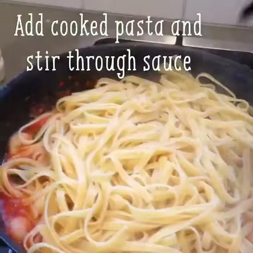 Garlic & Chilli Prawn pasta