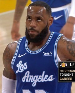 454K views · 1.1K reactions | With this freethrow, LeBron James joined elite company as he became the 3rd player in NBA history to record 35,000 career points!  Kareem Abdul-Jabbar: 38,387 Karl Malone: 36,928 LeBron James: 35,000 | Best Of The NBA | Facebook