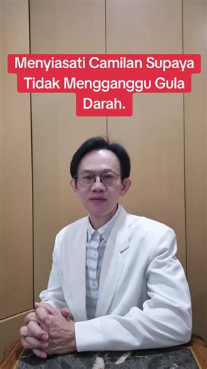 Sudah merasa makan sedikit, tapi gula darah tetap naik? Bisa jadi camilan yang sering dianggap sepele adalah penyebabnya. Pilih dengan bijak, agar gula darah lebih terkontrol. Gambar diambil dari Google. #edukasikesehatan #dokharis #diabetes #cemilandiabetes #guladarah Narasi ini disusun berdasarkan jurnal ilmiah medis yang valid. Konten ini orisinal, tidak menjiplak, tidak mengklaim pengobatan, hanya bertujuan edukatif. Referensi: Makan di luar bukan masalah, tapi pilihan menu dan caranya penti