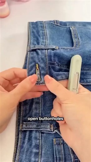 Home Hacks 🏡 | Thread needles instantly — no squinting, no struggle! ✨ Comment THREAD to get yours! #SewingTools #NeedleThreader #CraftingEssentials... | Instagram