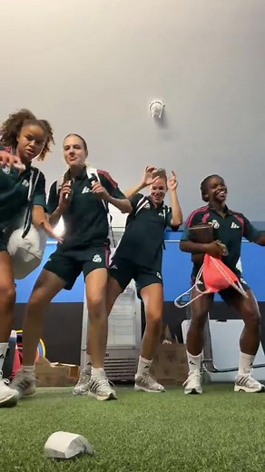 🤣 💃🏾 @Bella Andersson @Felicia