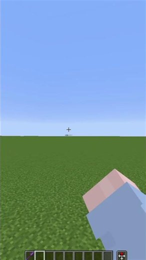 Here's how to lunge swap in Minecraft😎😎#minecraft #gaming #viral #shorts #shortvideo