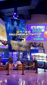 Haunted Seas at the Georgia Aquarium 👻🐬 | The Atlanta Guide