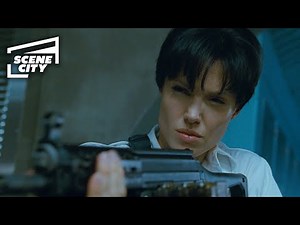 Salt: White House Launch (ANGELINA JOLIE FIGHT SCENE)