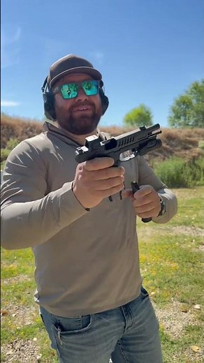 The Fuse Sig Sauer’s Full-Sized P365 and Sig’s BRAND NEW Romeo-X Enclosed Compact Red Dot! #sigfuse