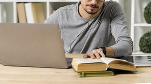 Leis de Kirchhoff: Definição, Exemplos e Exercícios - Professor Pinguim